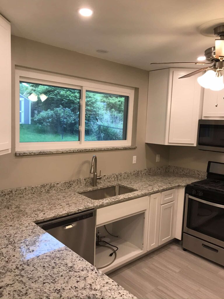 Ashen White Granite Stl, MO 63119